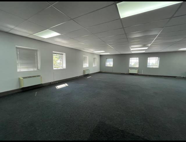 188.25M² OFFICE TO LET IN RIVONIA